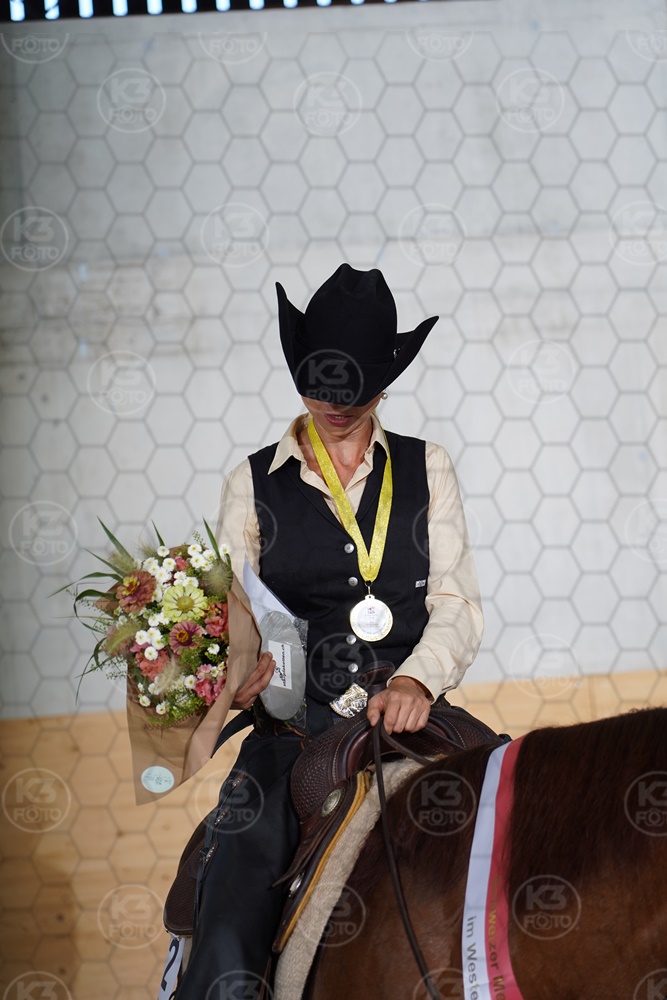 s_A7_01713.JPG